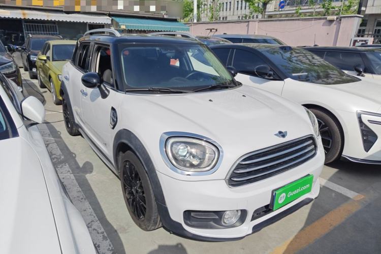 Used MINI Countryman 2017 1.5T COOPER ALL4 Traveler Front Right 45 Deg