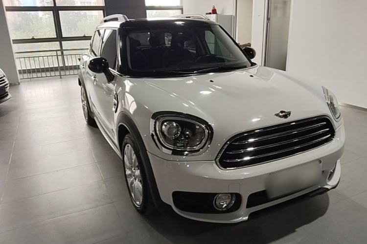 Used MINI Countryman 2017 1.5T COOPER ALL4 Traveler Front Right 45 Deg