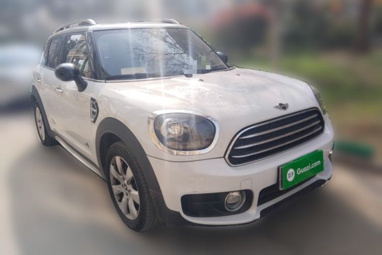Used MINI Countryman 2017 1.5T COOPER Front Right 45 Deg