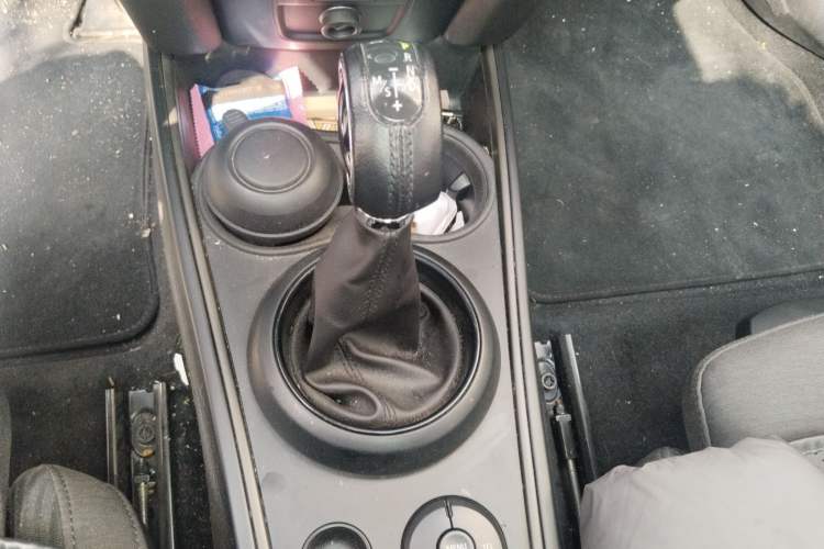 Used MINI Countryman 2017 1.5T COOPER Gear Lever