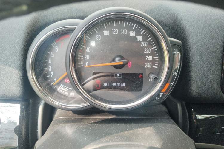 Used MINI Countryman 2017 1.5T COOPER Instrument Cluster