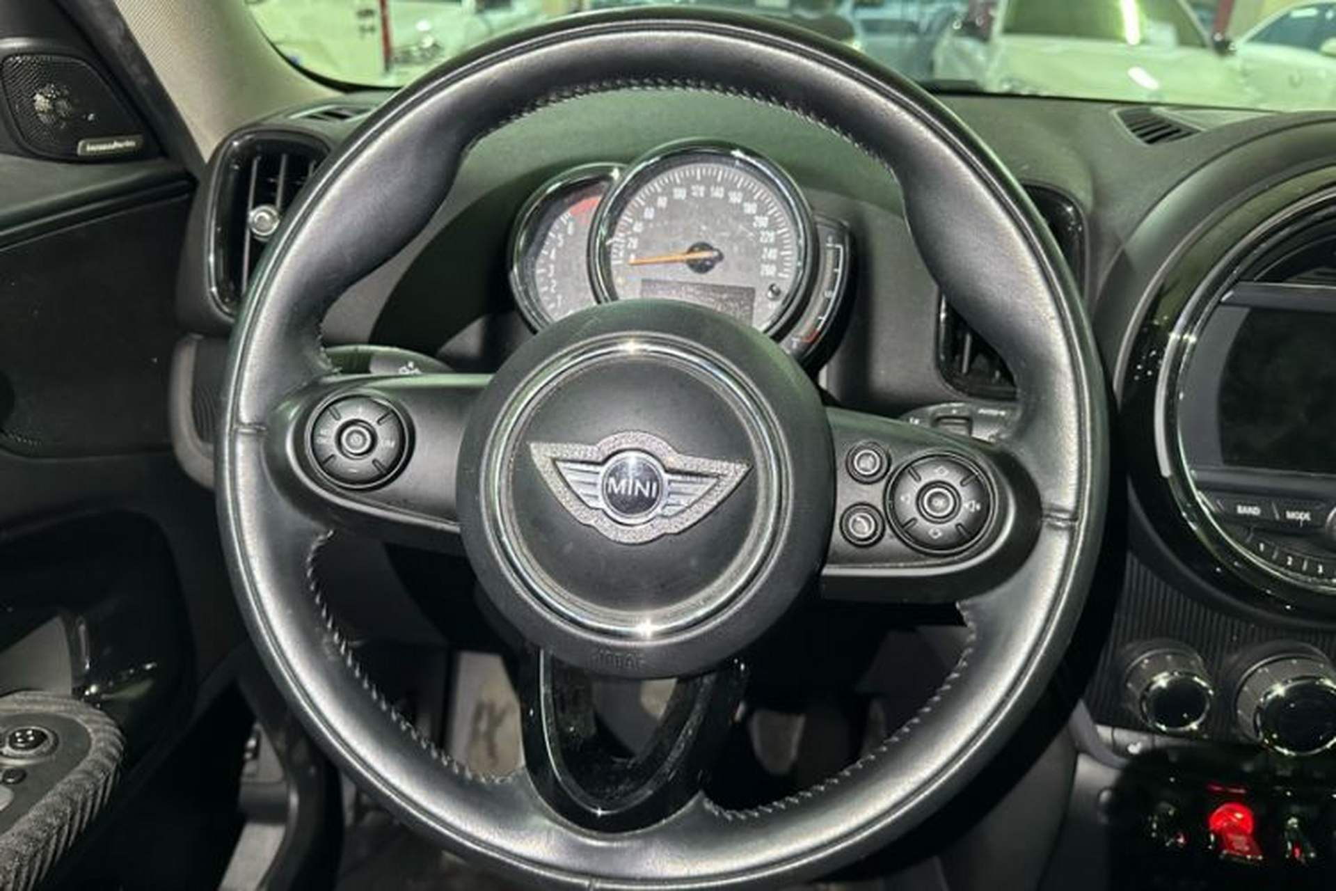 Used MINI Countryman 2017 1.5T COOPER ALL4 Traveler Interior 1