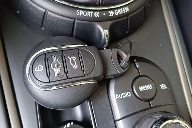 Used MINI Countryman 2017 1.5T COOPER ALL4 Interior 1
