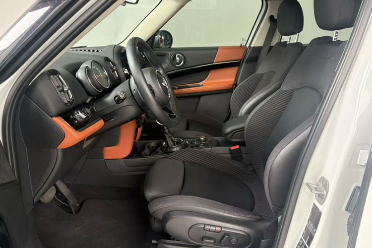 Used MINI Countryman 2017 1.5T COOPER ALL4 Interior 3