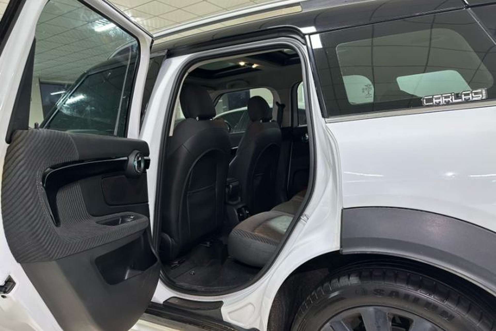 Used MINI Countryman 2017 1.5T COOPER ALL4 Traveler Interior 5