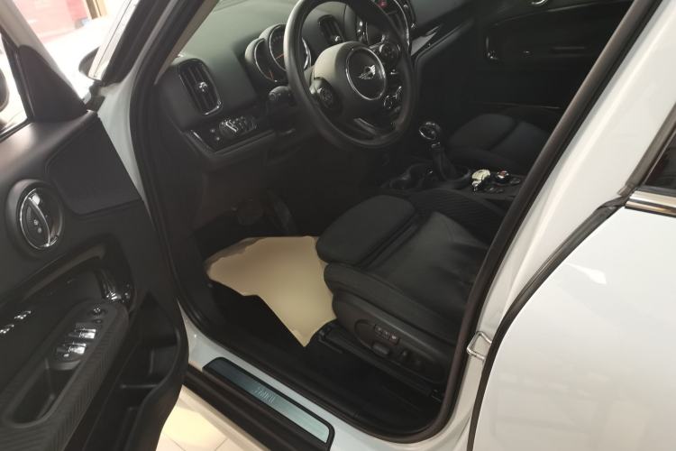 Used MINI Countryman 2017 1.5T COOPER ALL4 Left Front Seat