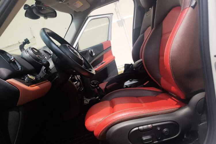 Used MINI Countryman 2017 1.5T COOPER ALL4 Explorer Left Front Seat