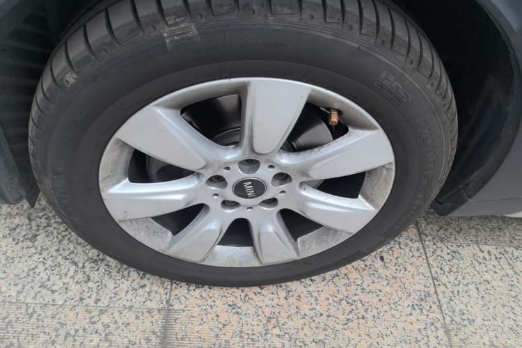Used MINI Countryman 2017 1.5T COOPER ALL4 Left Front Wheel Hub