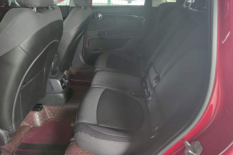 Used MINI Countryman 2017 1.5T COOPER ALL4 Traveler Left Rear Seat