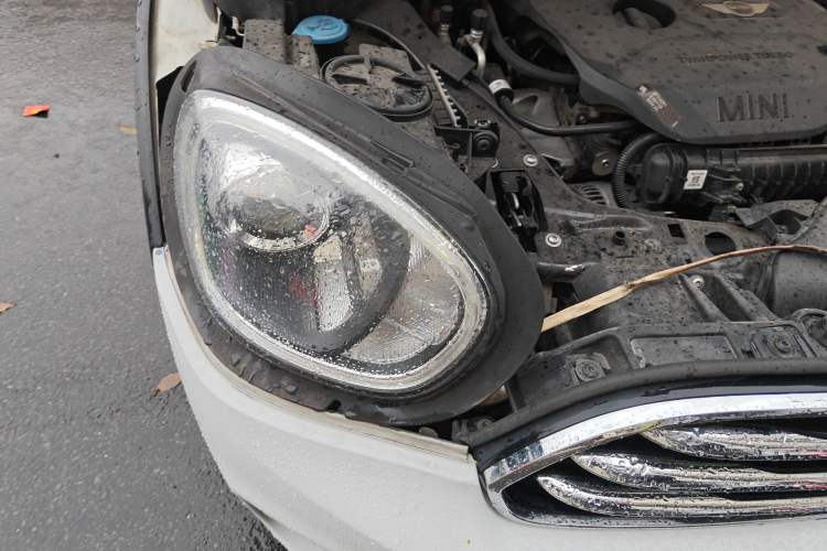 Used MINI Countryman 2017 1.5T COOPER ALL4 Traveler Right Front Headlight