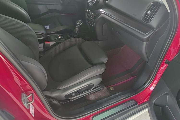 Used MINI Countryman 2017 1.5T COOPER ALL4 Traveler Right Front Seat