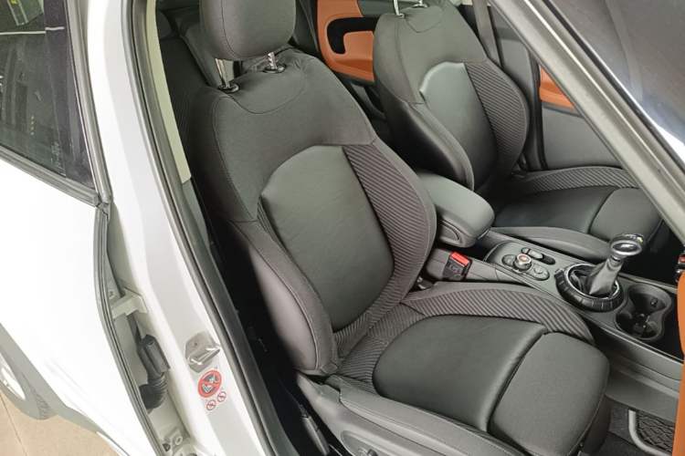 Used MINI Countryman 2017 1.5T COOPER ALL4 Right Front Seat