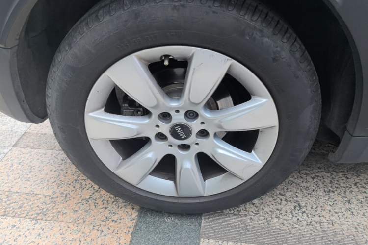 Used MINI Countryman 2017 1.5T COOPER ALL4 Right Rear Wheel Hub