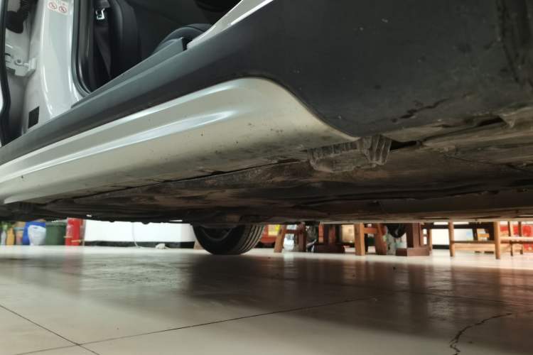 Used MINI Countryman 2017 1.5T COOPER ALL4 Right Side Sill