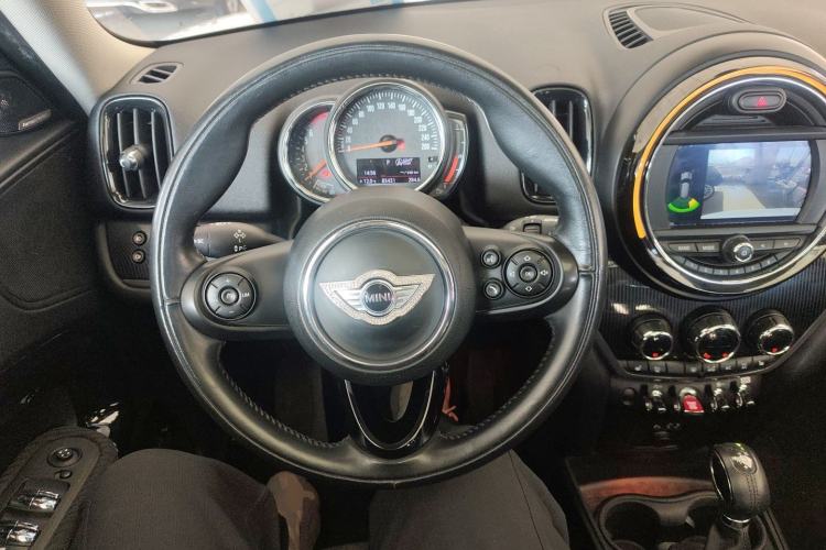 Used MINI Countryman 2017 1.5T COOPER ALL4 Traveler Steering Wheel