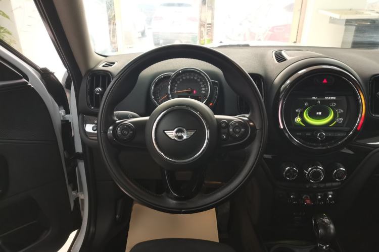 Used MINI Countryman 2017 1.5T COOPER ALL4 Steering Wheel