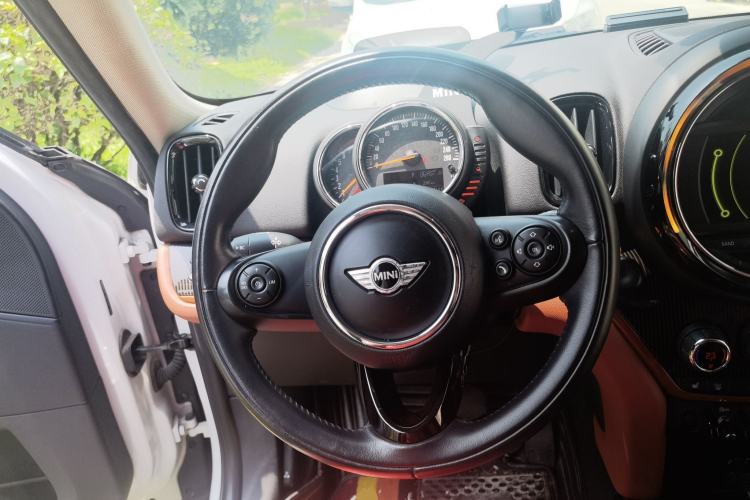 Used MINI Countryman 2017 1.5T COOPER ALL4 Explorer Steering Wheel