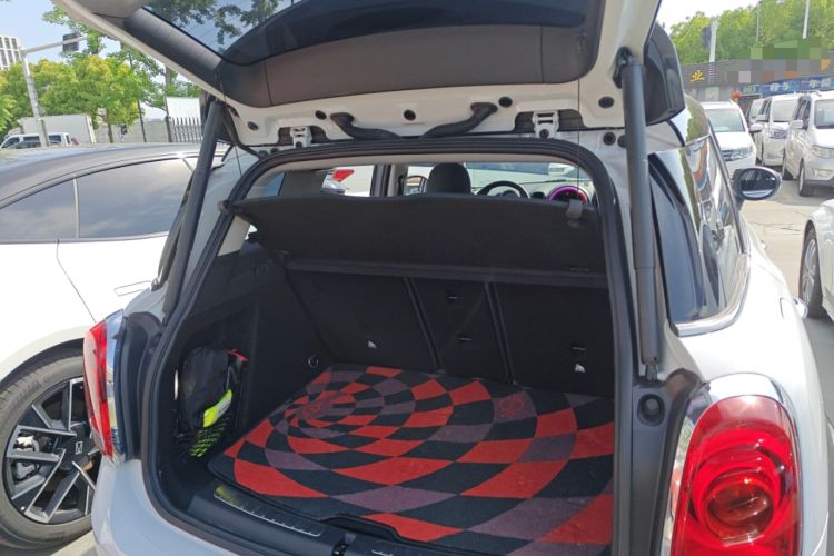 Used MINI Countryman 2017 1.5T COOPER ALL4 Traveler Trunk