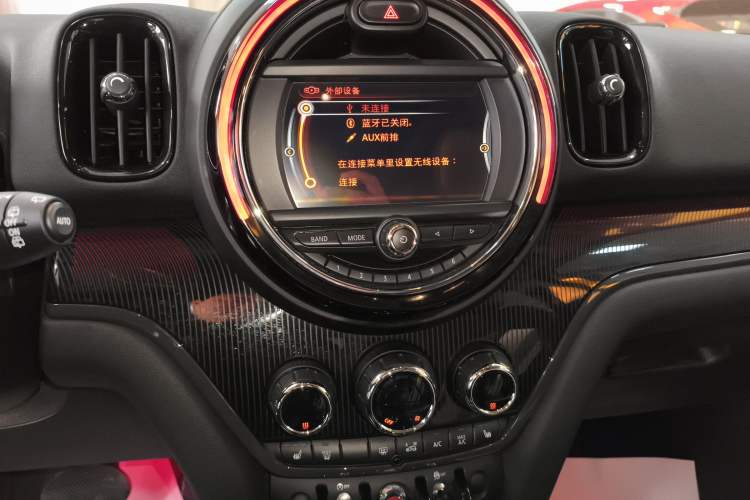 Used MINI Countryman 2017 1.5T COOPER ALL4 Traveler Audio And AC Panel