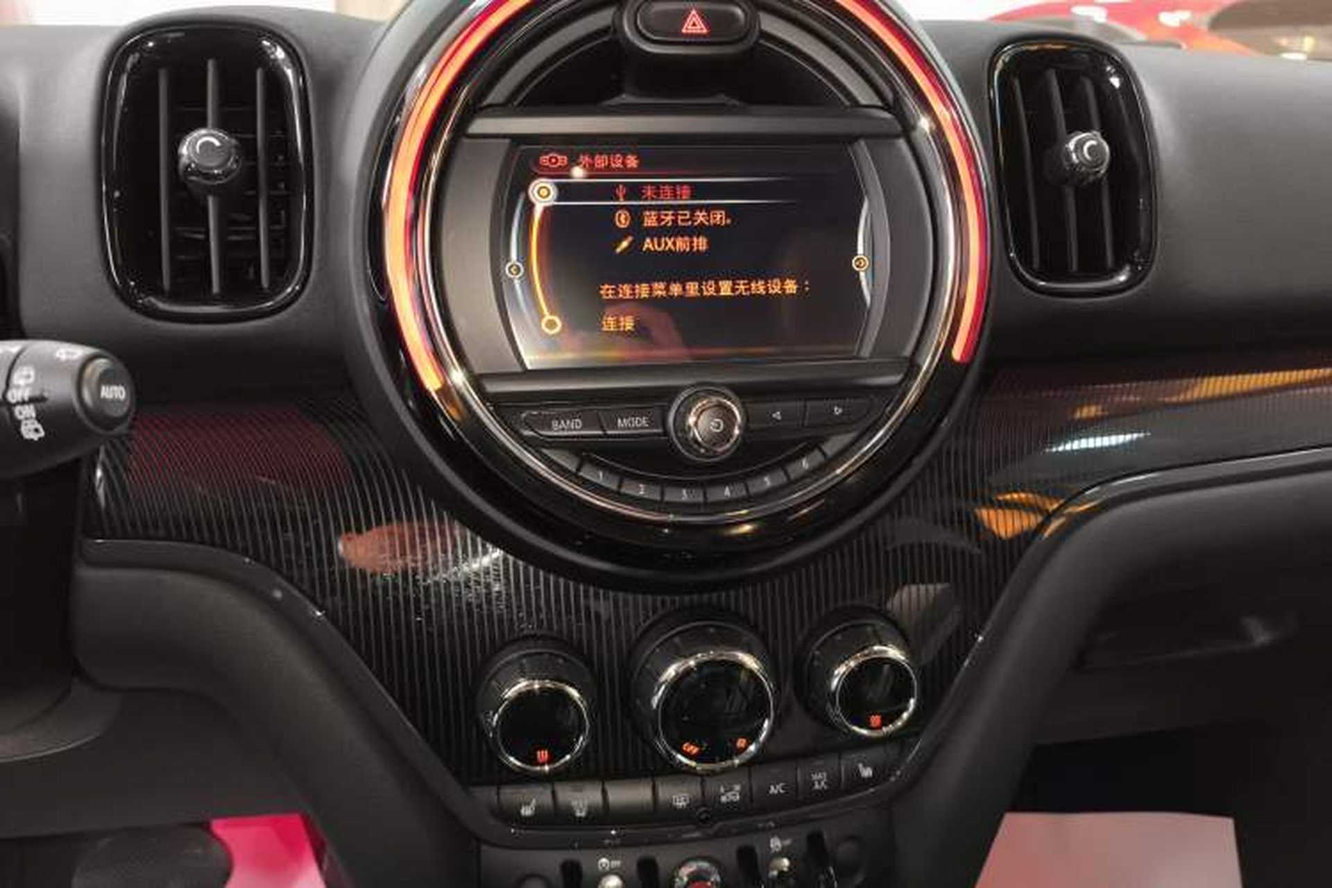 Used MINI Countryman 2017 1.5T COOPER ALL4 Traveler Audio And AC Panel