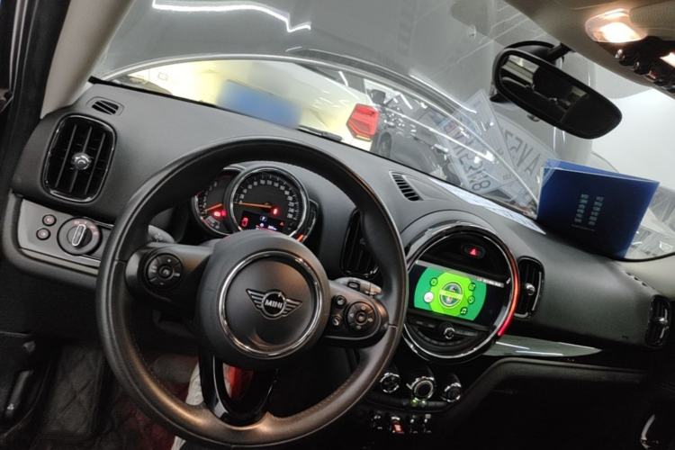 Used MINI Countryman 2018 1.5T COOPER Special Edition Center Console