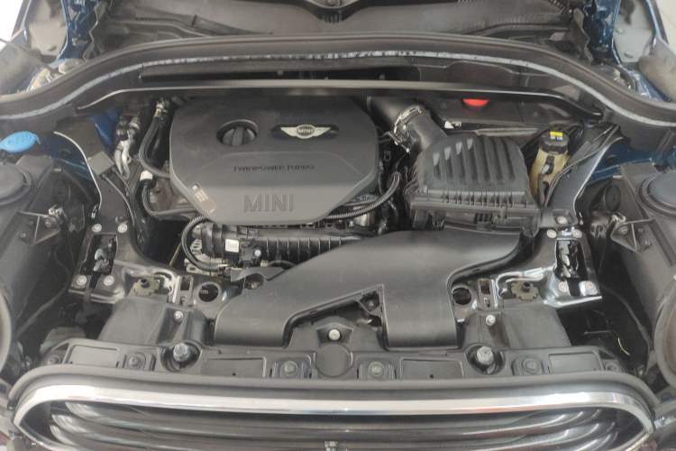 Used MINI Countryman 2018 1.5T COOPER ALL4 Classic Edition Engine Bay