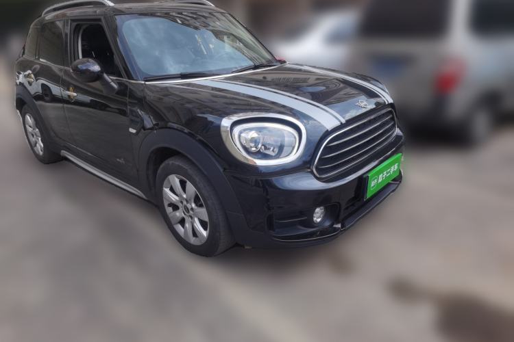 Used MINI Countryman 2018 1.5T COOPER ALL4 Classic Edition Front Right 45 Deg