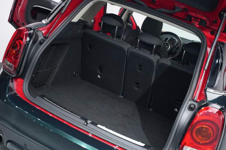 Used MINI Countryman 2018 1.5T COOPER Artist Interior 6