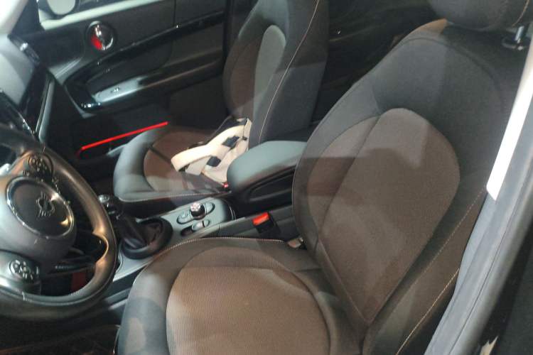 Used MINI Countryman 2018 1.5T COOPER Special Edition Left Front Seat