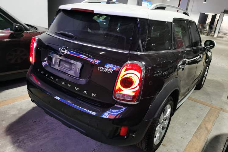 Used MINI Countryman 2018 1.5T COOPER Special Edition Rear Right 45 Deg