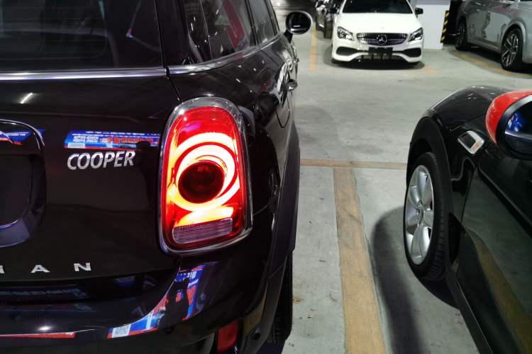 Used MINI Countryman 2018 1.5T COOPER Special Edition Right Rear Taillight