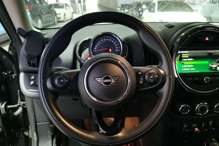 Used MINI Countryman 2018 1.5T COOPER Special Edition Steering Wheel