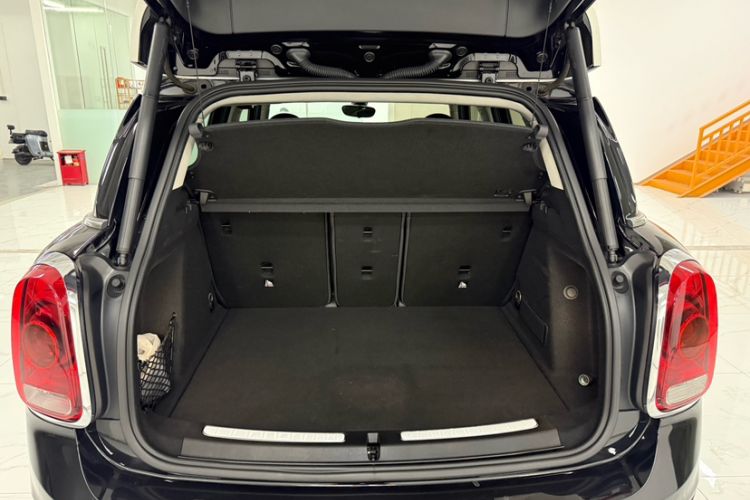 Used MINI Countryman 2018 1.5T COOPER Special Edition Trunk