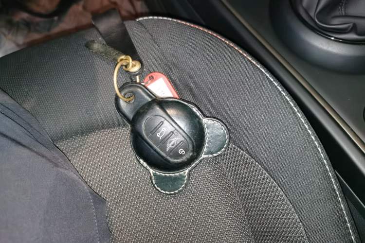 Used MINI Countryman 2018 1.5T COOPER Special Edition Vehicle Key