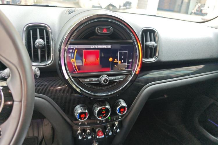 Used MINI Countryman 2018 2.0T COOPER S ALL4 Artist Audio And AC Panel