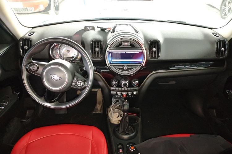 Used MINI Countryman 2018 1.5T COOPER Special Edition Center Console
