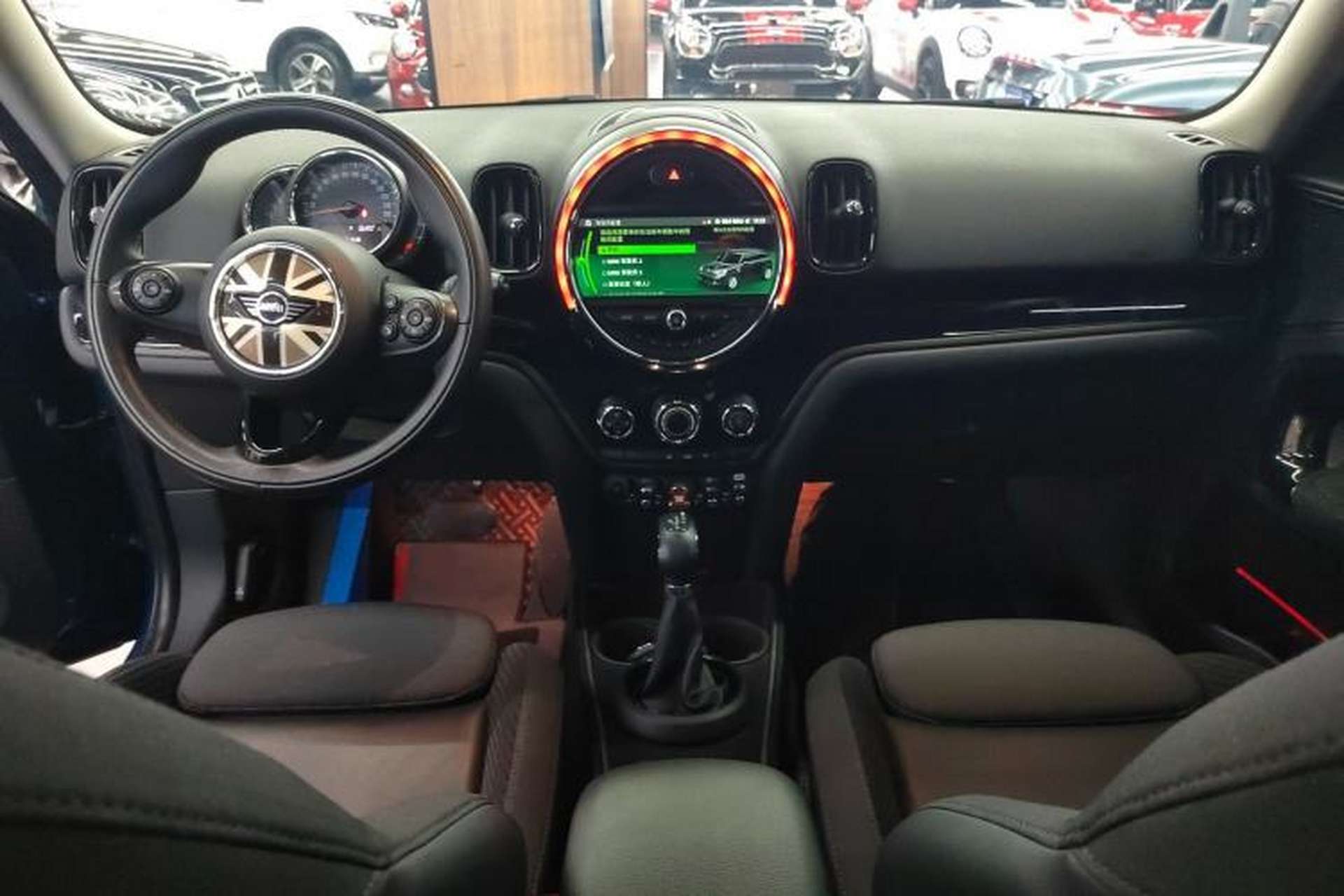 Used MINI Countryman 2018 1.5T COOPER ALL4 Classic Edition Center Console