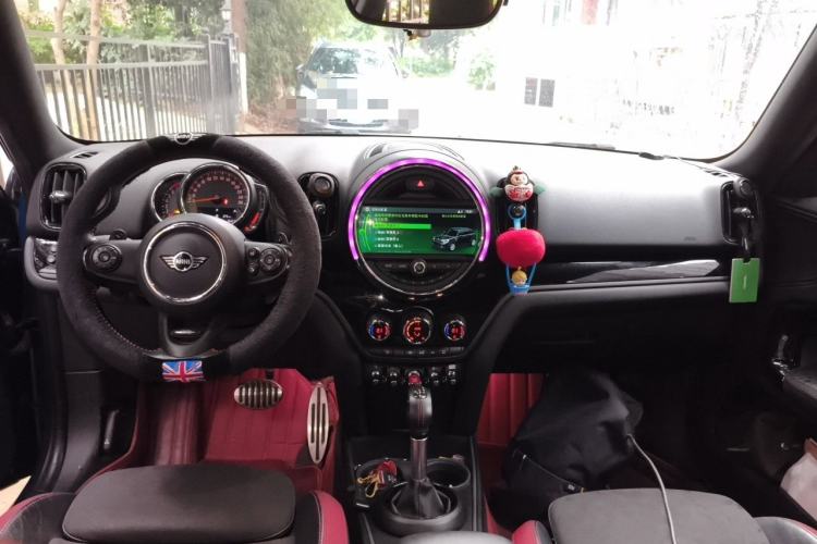 Used MINI Countryman 2018 2.0T COOPER S ALL4 Racing Driver Center Console