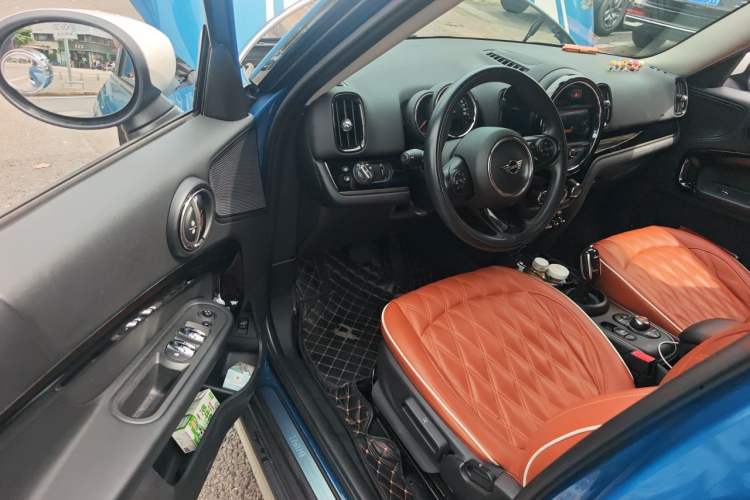 Used MINI Countryman 2018 1.5T COOPER Special Edition Driver Seat