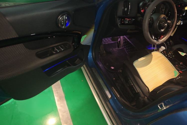 Used MINI Countryman 2018 1.5T COOPER ALL4 Classic Edition Driver Seat