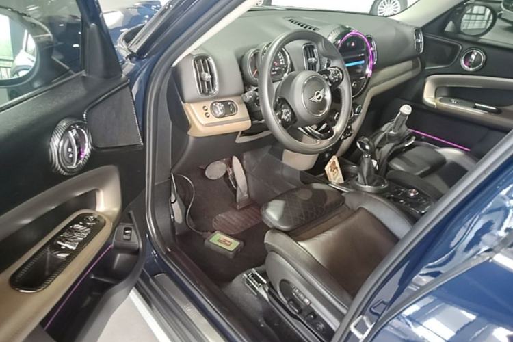 Used MINI Countryman 2018 1.5T COOPER ALL4 Artist Driver Seat