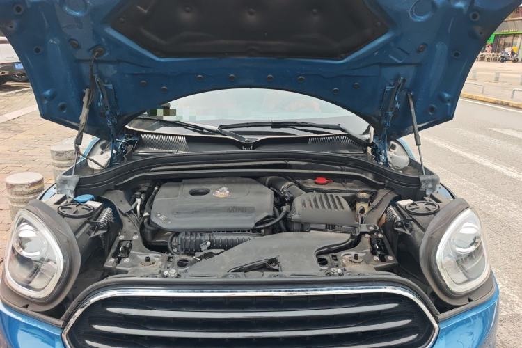 Used MINI Countryman 2018 1.5T COOPER Special Edition Engine Bay