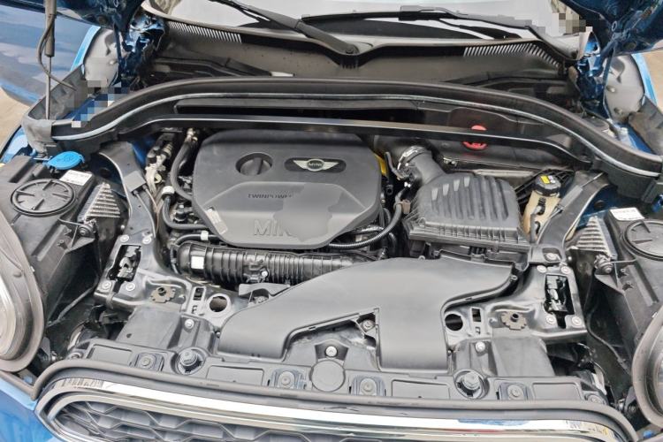 Used MINI Countryman 2018 2.0T COOPER S ALL4 Artist Engine Bay