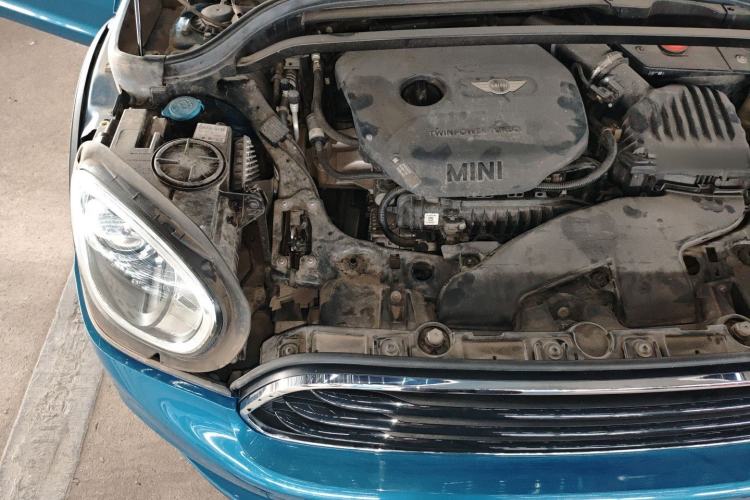 Used MINI Countryman 2018 1.5T COOPER Special Edition Engine Bay Right