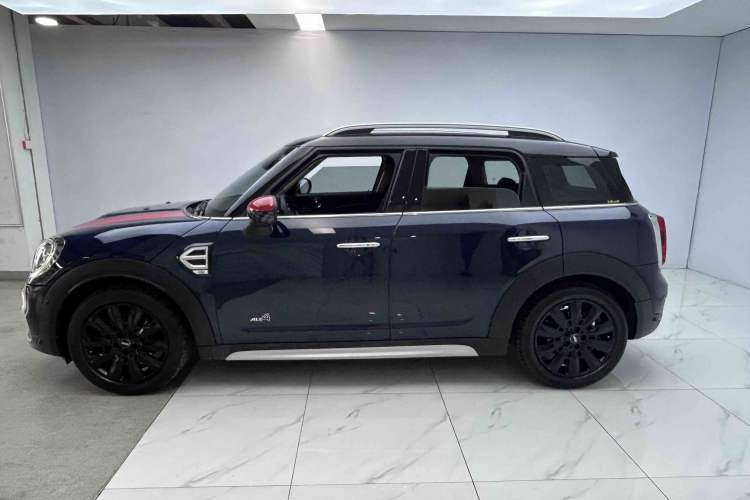 Used MINI Countryman 2018 1.5T COOPER ALL4 Artist Exterior 3