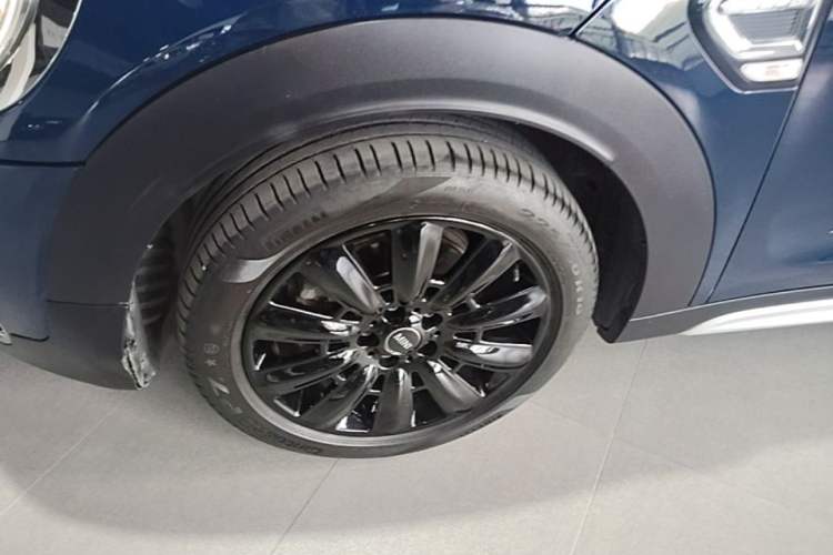 Used MINI Countryman 2018 1.5T COOPER ALL4 Artist Exterior 4