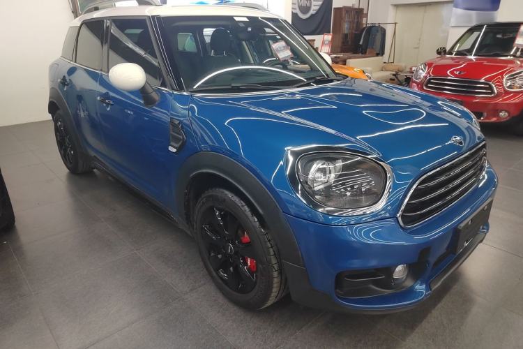 Used MINI Countryman 2018 1.5T COOPER ALL4 Classic Edition Front Right 45 Deg
