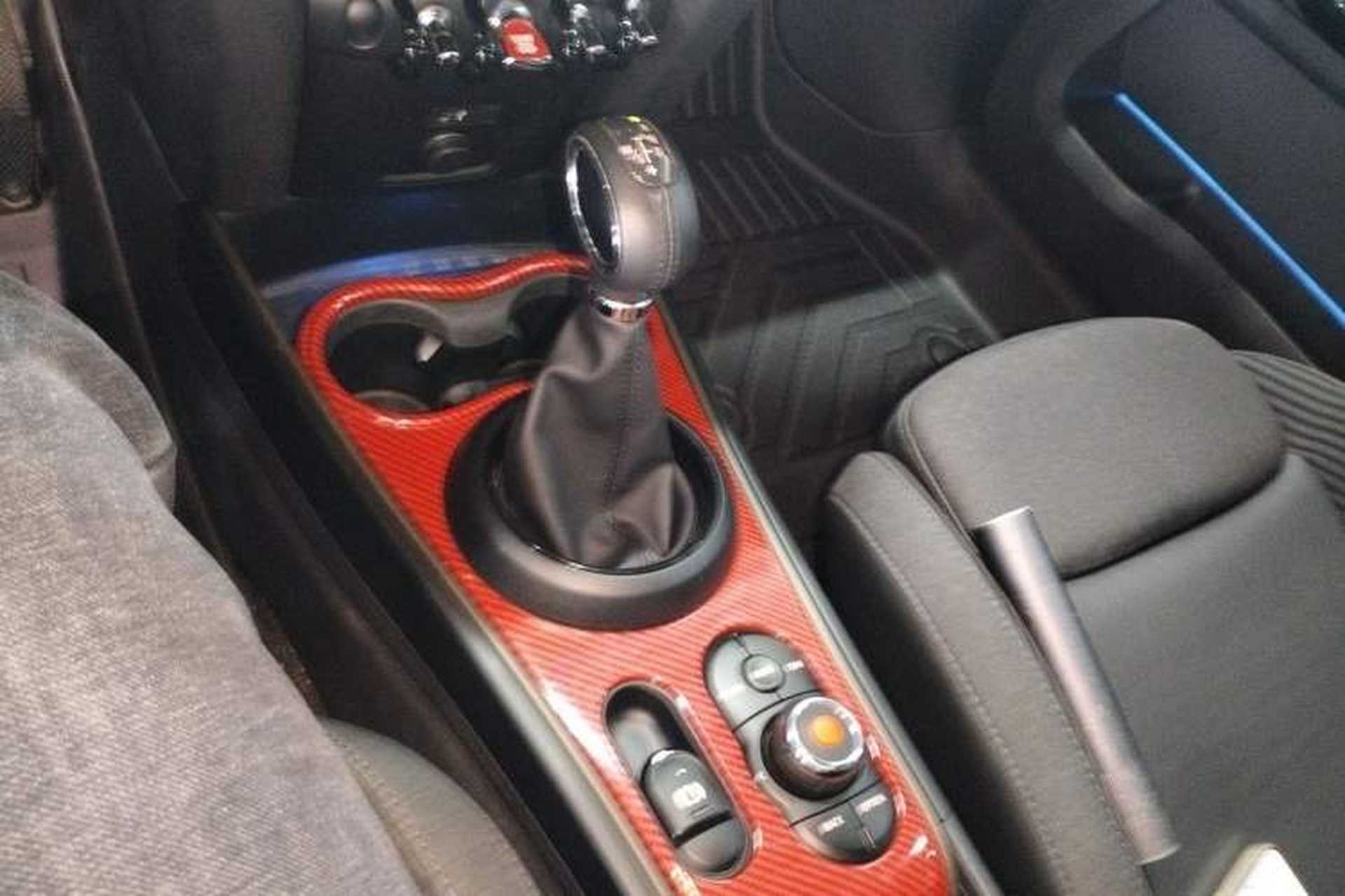 Used MINI Countryman 2018 1.5T COOPER ALL4 Classic Edition Gear Lever