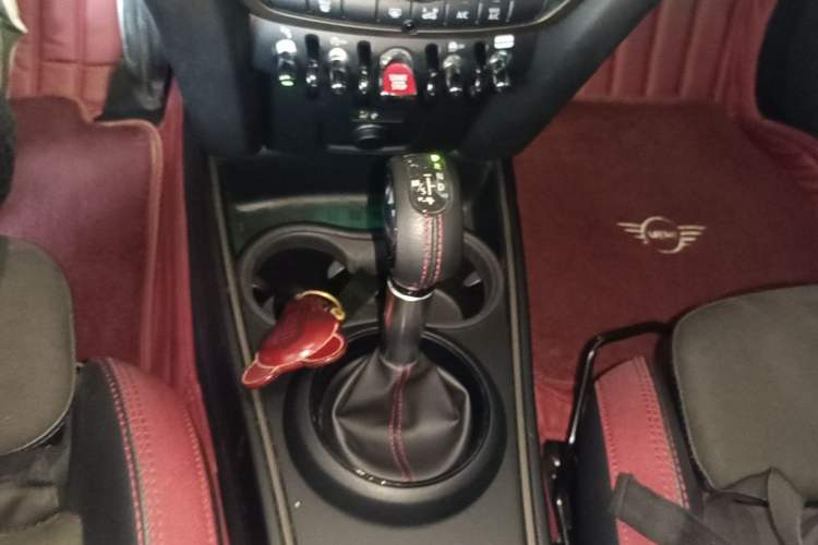 Used MINI Countryman 2018 2.0T COOPER S ALL4 Racing Driver Gear Lever