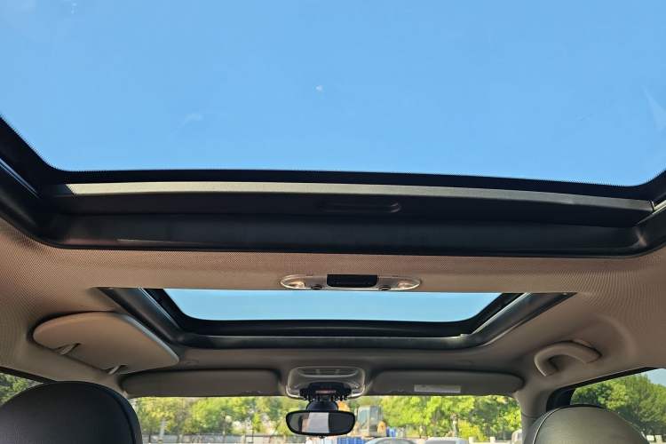Used MINI Countryman 2018 1.5T COOPER ALL4 Artist Headliner